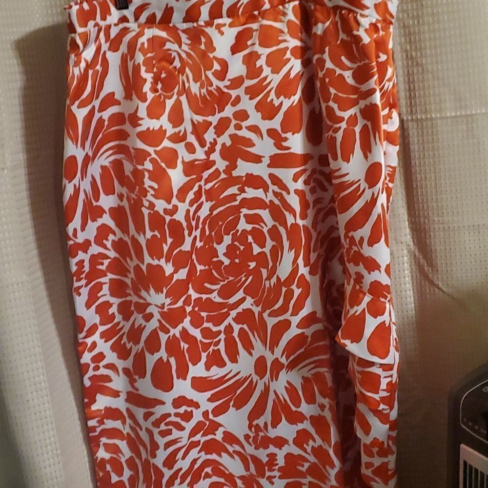 ASHRO WOMAN SKIRT 22